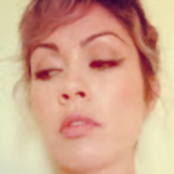 Meet your Posher, Michelle - Picture 1 of 1